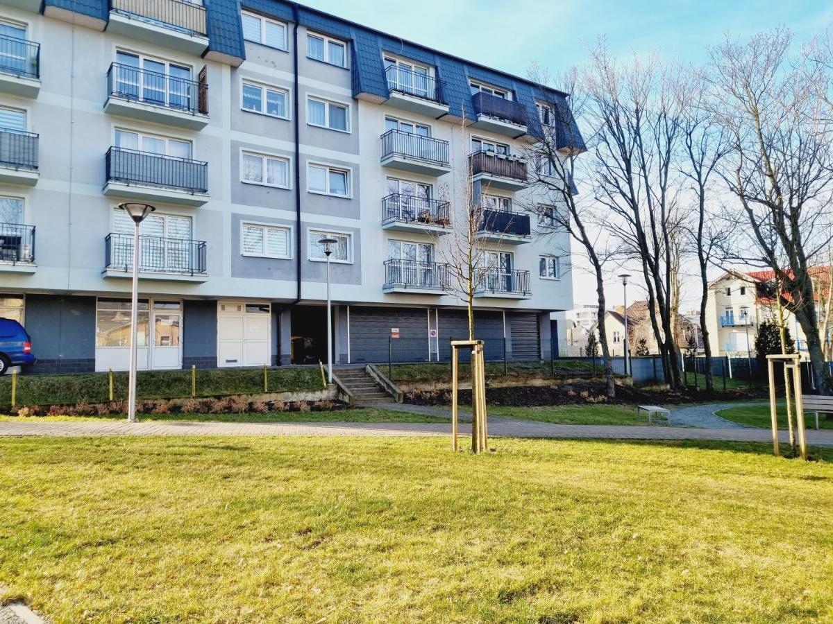 Apartament Ster-Przestronny ミエンジズドロイェ エクステリア 写真