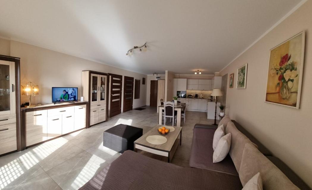 Apartament Ster-Przestronny ミエンジズドロイェ エクステリア 写真